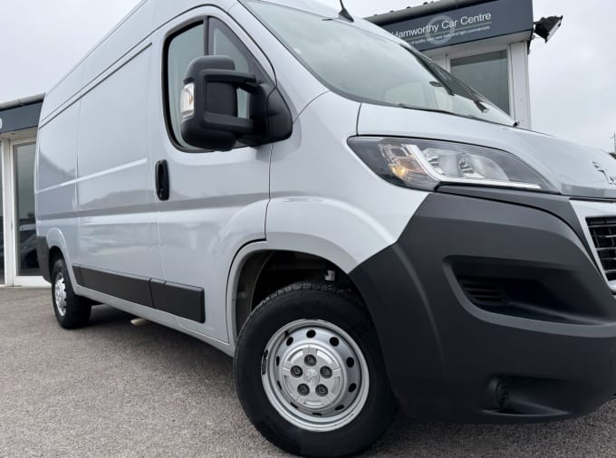 2025 Peugeot Boxer