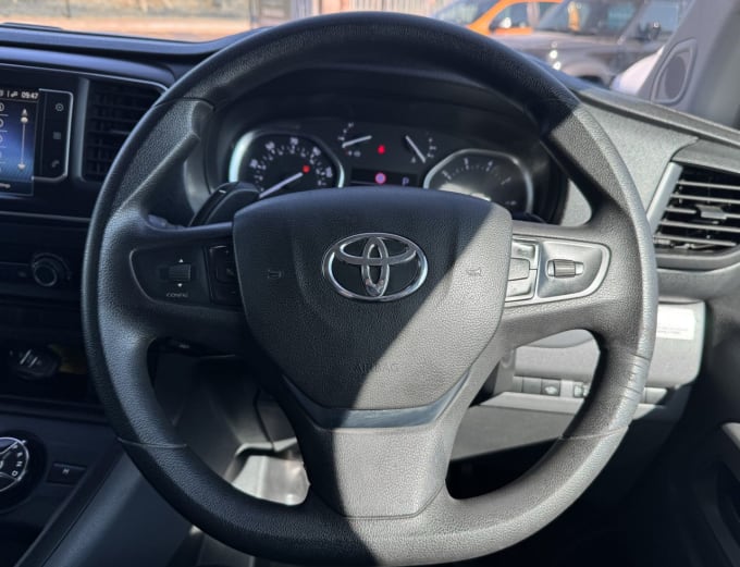2025 Toyota Proace