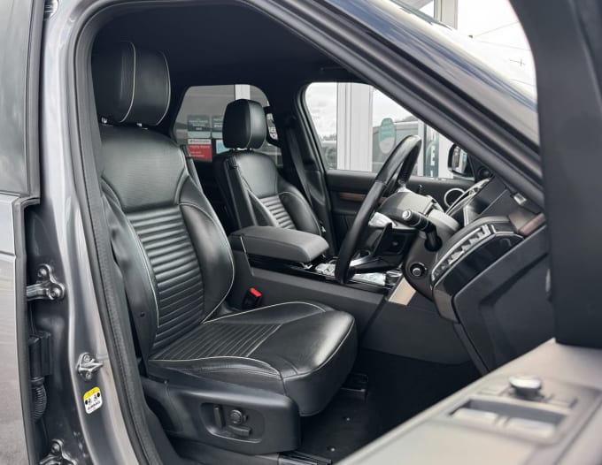 2025 Land Rover Discovery