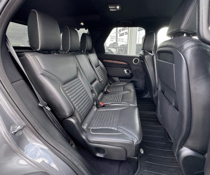 2025 Land Rover Discovery