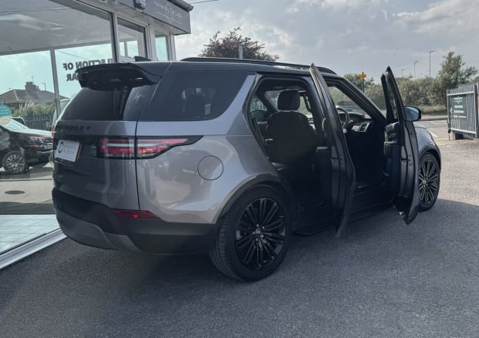 2025 Land Rover Discovery