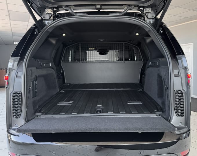 2025 Land Rover Discovery