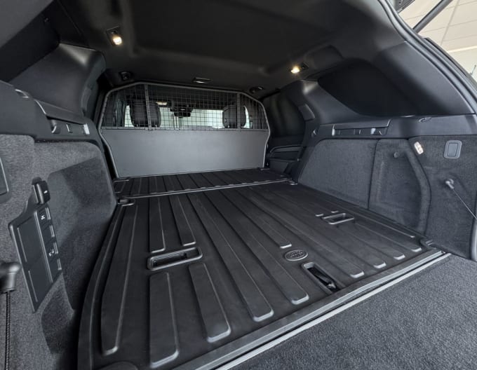 2025 Land Rover Discovery