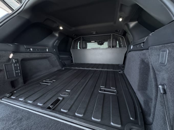 2025 Land Rover Discovery