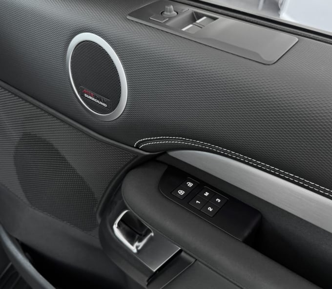 2025 Land Rover Discovery