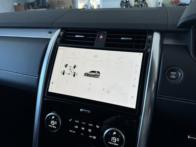 2025 Land Rover Discovery