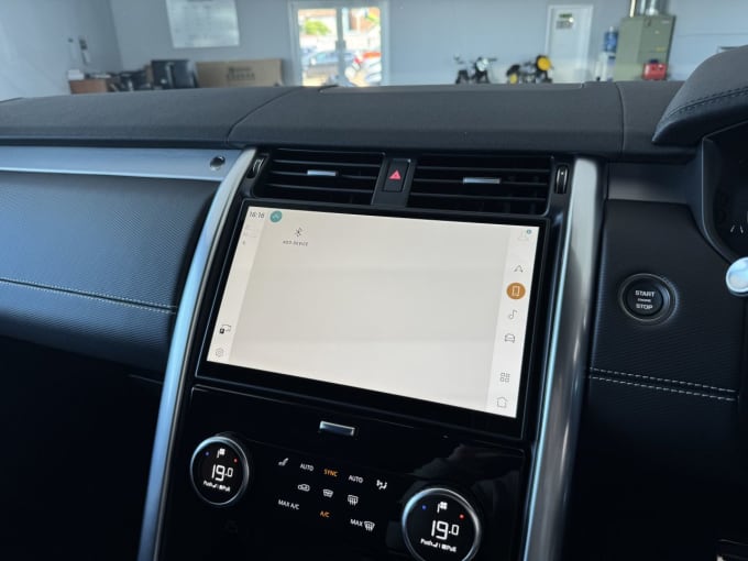 2025 Land Rover Discovery