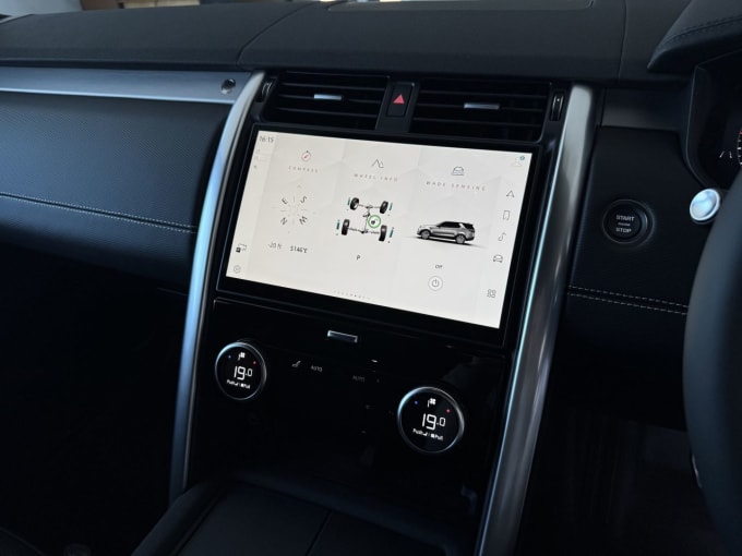2025 Land Rover Discovery
