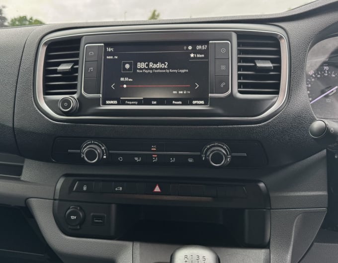 2025 Vauxhall Vivaro