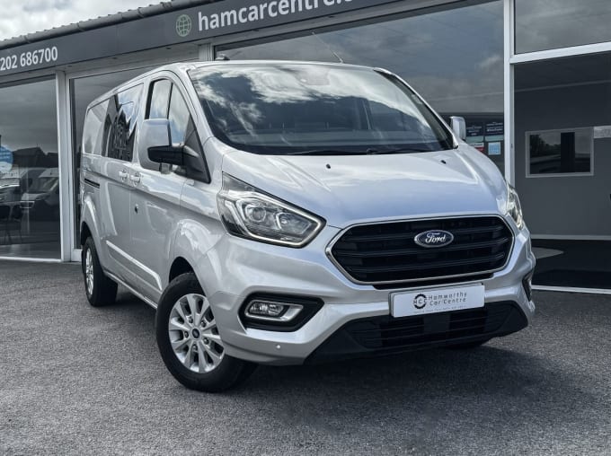 2025 Ford Transit Custom