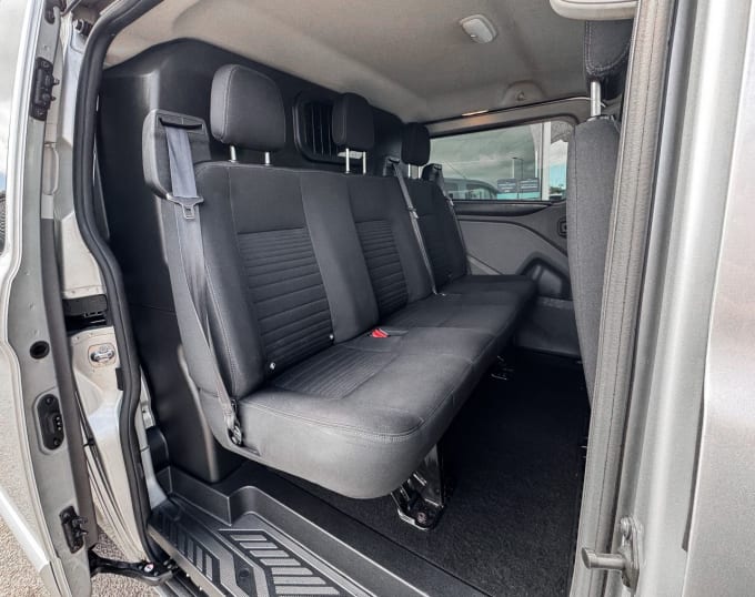 2025 Ford Transit Custom