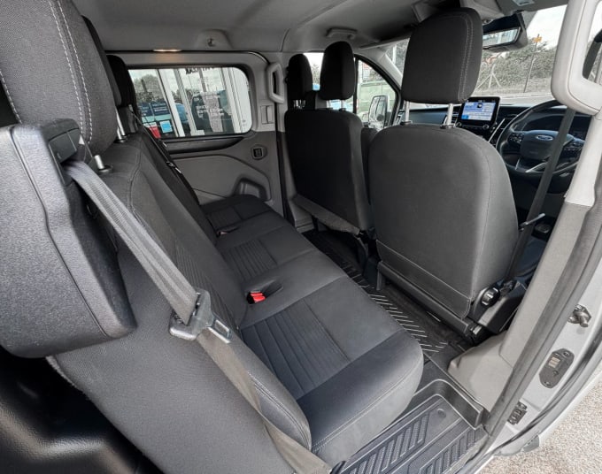 2025 Ford Transit Custom