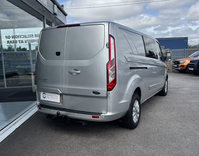 2025 Ford Transit Custom
