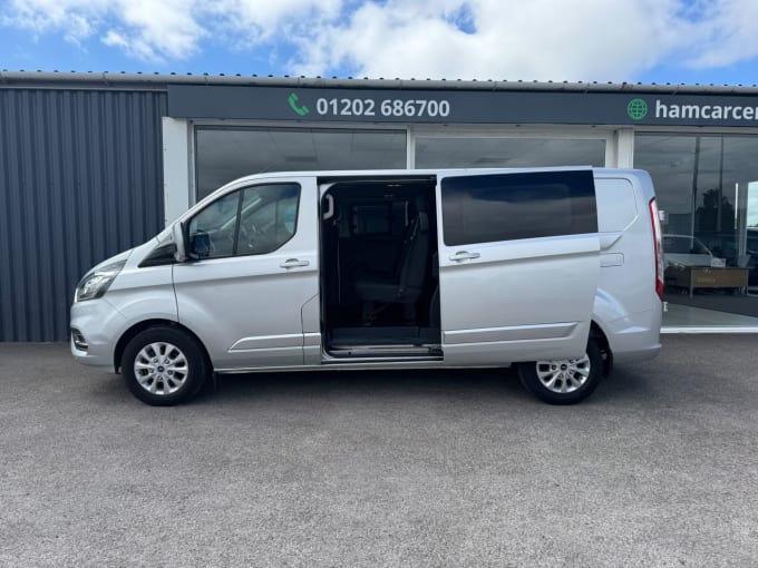 2025 Ford Transit Custom