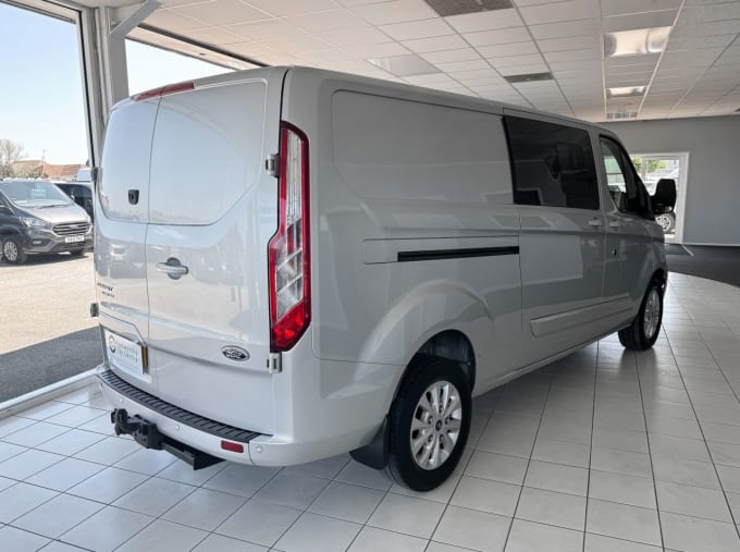 2025 Ford Transit Custom