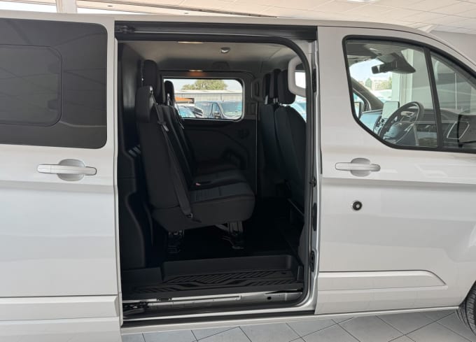 2025 Ford Transit Custom