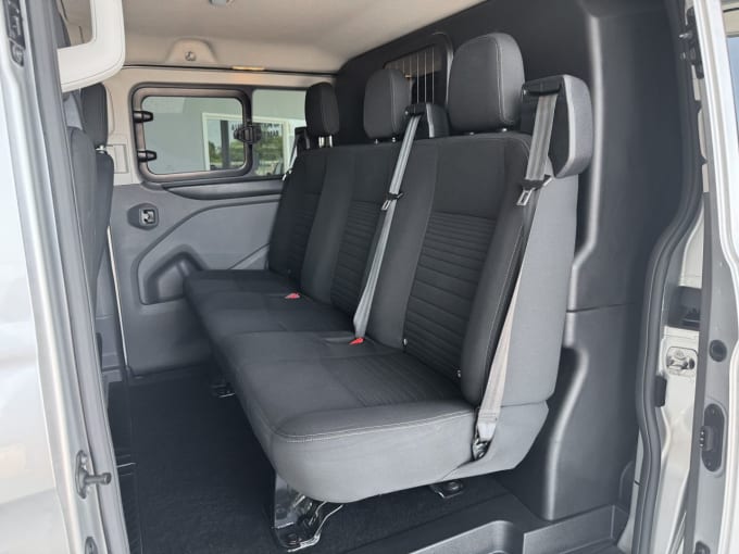 2025 Ford Transit Custom