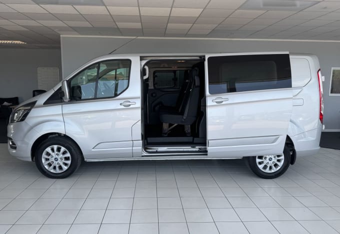 2025 Ford Transit Custom