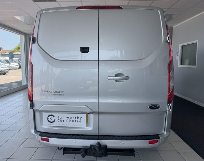 2025 Ford Transit Custom
