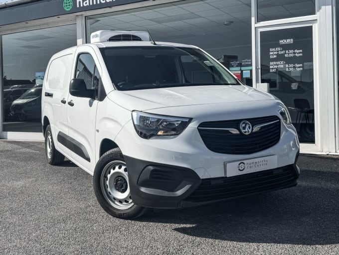 2025 Vauxhall Combo