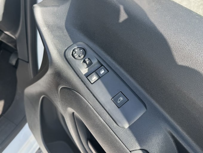 2025 Vauxhall Combo