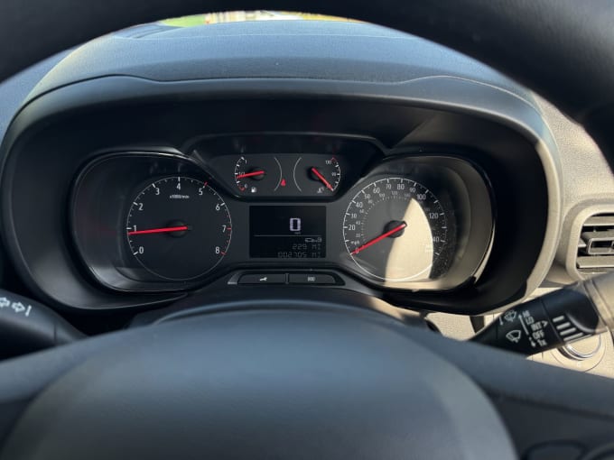 2025 Vauxhall Combo