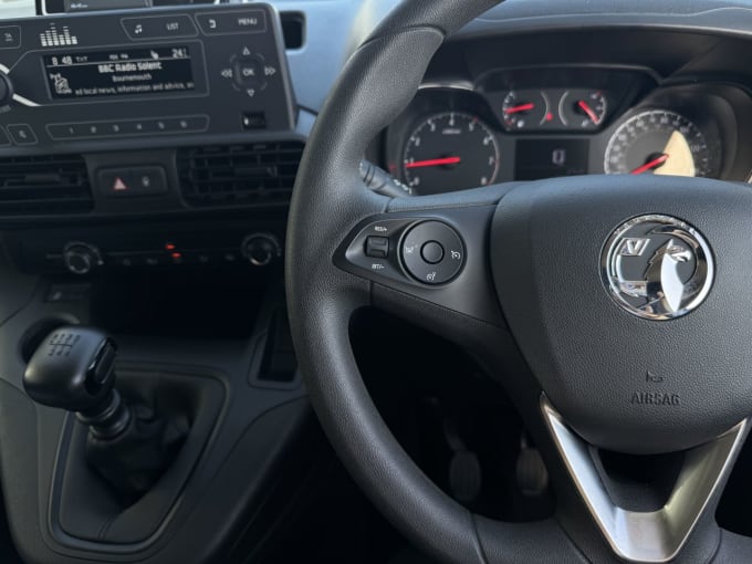 2025 Vauxhall Combo