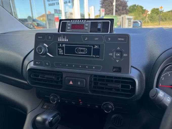 2025 Vauxhall Combo