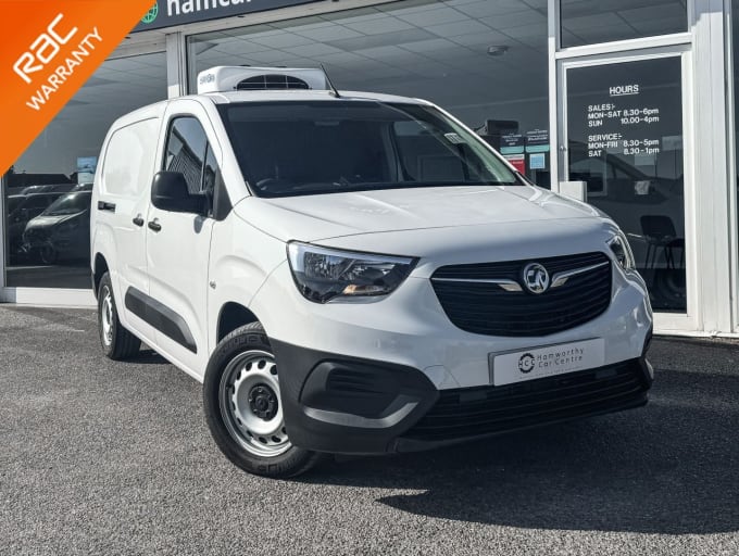 2025 Vauxhall Combo