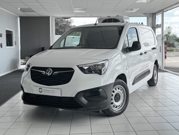 2025 Vauxhall Combo