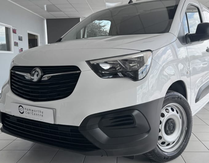 2025 Vauxhall Combo