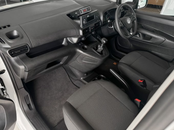 2025 Vauxhall Combo