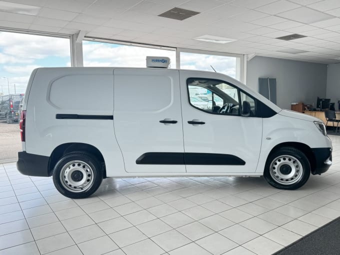 2025 Vauxhall Combo