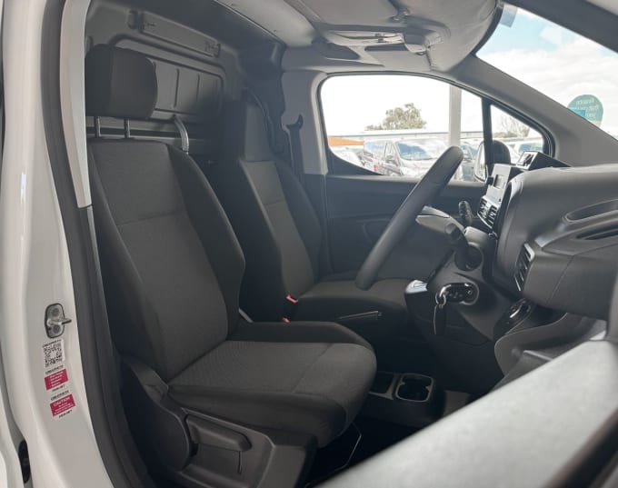 2025 Vauxhall Combo