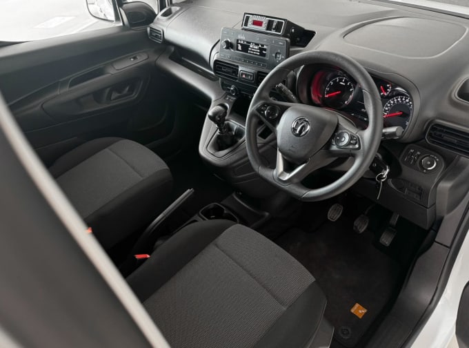2025 Vauxhall Combo