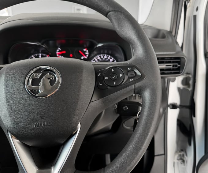 2025 Vauxhall Combo