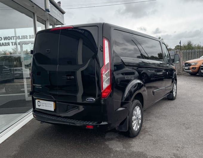 2025 Ford Transit Custom