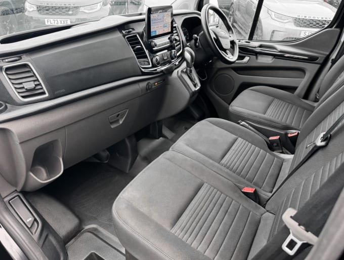 2025 Ford Transit Custom