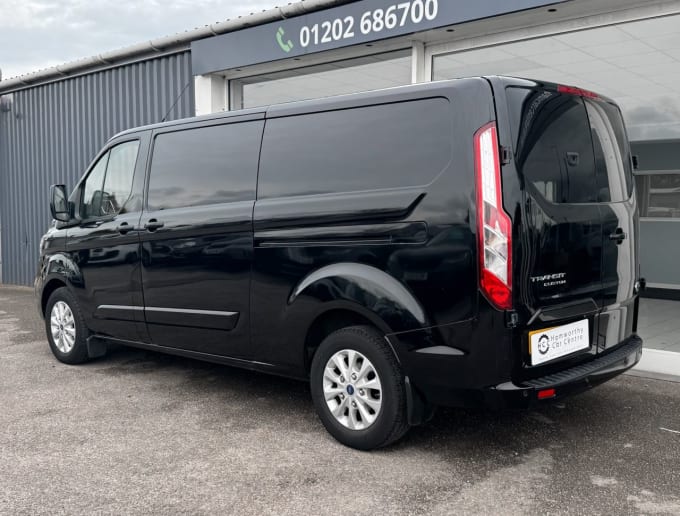2025 Ford Transit Custom
