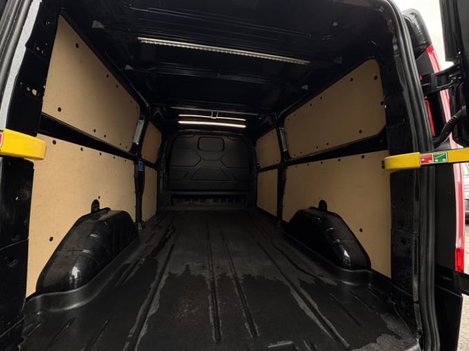 2025 Ford Transit Custom