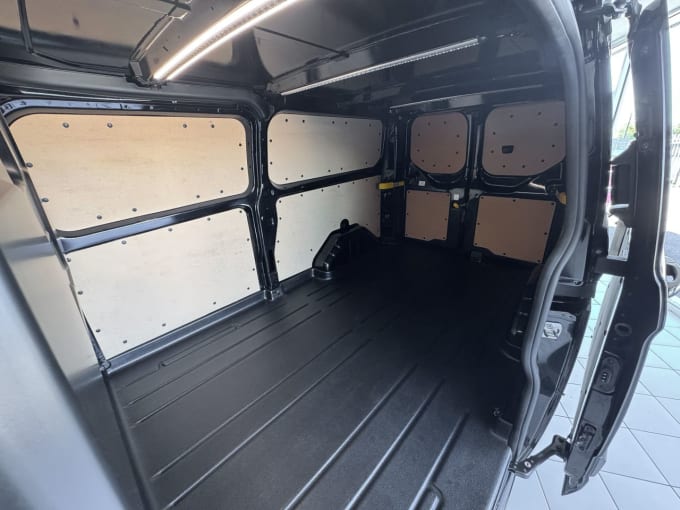 2025 Ford Transit Custom