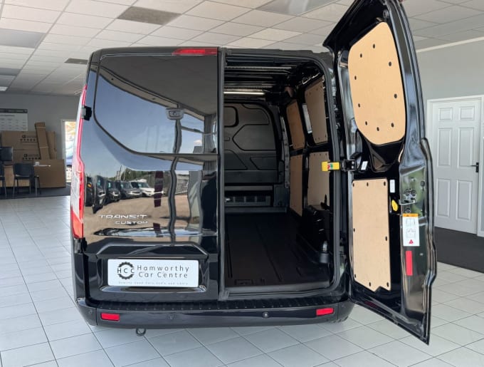 2025 Ford Transit Custom