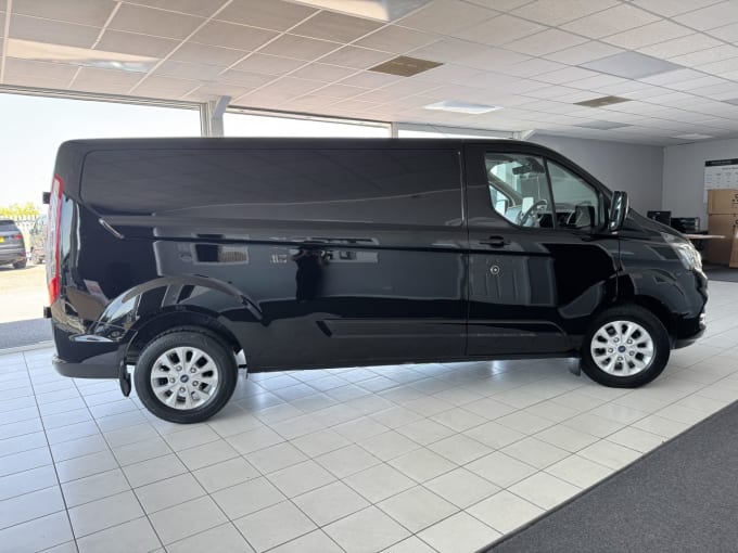 2025 Ford Transit Custom