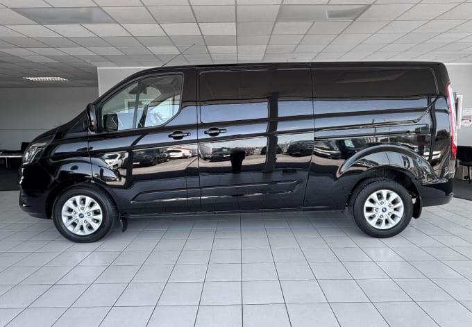 2025 Ford Transit Custom
