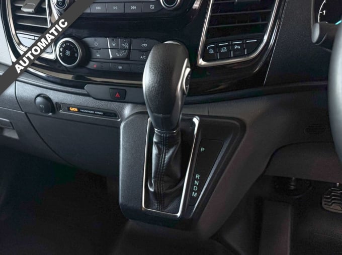 2025 Ford Transit Custom