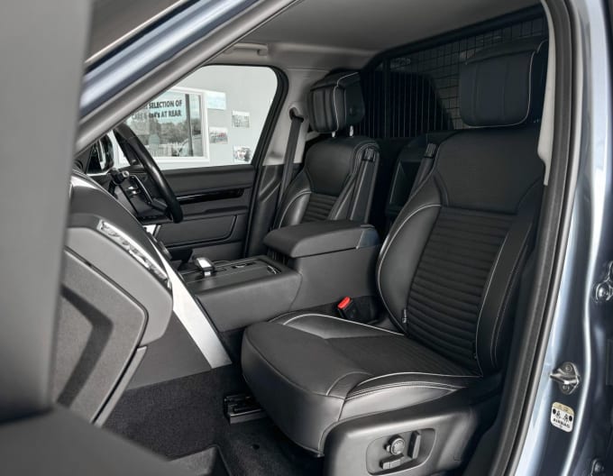 2025 Land Rover Discovery
