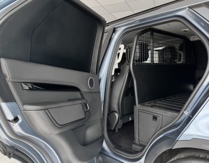 2025 Land Rover Discovery
