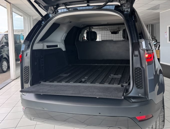 2025 Land Rover Discovery