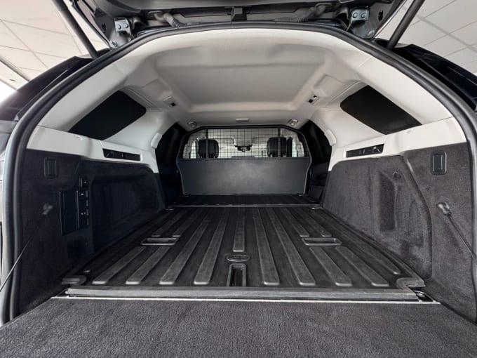 2025 Land Rover Discovery