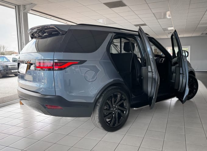 2025 Land Rover Discovery